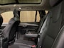 Volvo XC90 T8 AWD Recharge Ultra Ultimate Dark | Trekhaak | Stoelventilatie | 360 Camera | Head-Up Display | Harman Kardon | 455pk | Stoelmassage | Adaptieve Cruise Control | Stoelverwarming voor+achter | Stuurwielverwarming | Schuifdak | 20 Inch | Full LED  Meesturende koplampen | Standkachel met Volvo On Call App | Pilot Assist | BLIS Dode Hoek Detectie | Alcantara hemelbekleding | Lederen handgrepen en zonnekleppen | Elektrische voorstoelen geheugen | Nappa Lederen bekleding | Zitting verlenging voorstoelen | Lederen Dashboard | Google Infotainment | Keyless Drive | Parkeersensoren voor+achter | Privacy Glass | Elektrisch bedienbare achterklep | Geïntegreerde zongordijnen achterportieren | Geïntegreerd kinderzitje achterin | 7-Persoons | 4-Zone Climate Control | DAB Radio | Apple Carplay/Android Auto | Draadloos telefoon opladen | Volvo On Call met mobiele App functie | Silver Dawn Metallic |
