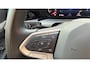 Volkswagen Golf 1.5 eTSI Life Business