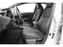 Toyota Corolla Touring Sports 1.8 Hybrid Dynamic | Trekhaak | Apple Carplay / Android Auto | Stoelverwarming | Keyless | Adaptive Cruise | Clima | Camera | 17 inch