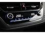 Toyota Corolla Touring Sports 1.8 Hybrid Dynamic | Trekhaak | Apple Carplay / Android Auto | Stoelverwarming | Keyless | Adaptive Cruise | Clima | Camera | 17 inch
