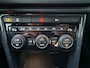 Volkswagen T-Roc 1.5 TSI Sport Trekhaak! Panorama/Schuifak! Carplay! Mooie/Nette Auto! NAP! LED! Leer!