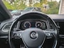 Volkswagen T-Roc 1.5 TSI Sport Trekhaak! Panorama/Schuifak! Carplay! Mooie/Nette Auto! NAP! LED! Leer!