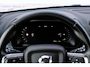 Volvo XC40 2.0 B3 Plus Dark | Trekhaak | Adaptive cruise control | Pixel LED koplampen | 360 camera | 19" velgen | Getint glas | Dode hoek detectie BLIS |