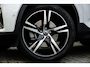 Volvo XC40 2.0 B3 Plus Dark | Trekhaak | Adaptive cruise control | Pixel LED koplampen | 360 camera | 19" velgen | Getint glas | Dode hoek detectie BLIS |