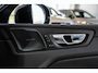 Volvo XC60 T8 455PK AWD Ultra Black Edition | 21" | Sportstoelen | Privacy glas | Pano-dak