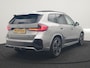 BMW X1 xDrive30e M Sport PHEV 326pk Dealer O.H. | SOH 95,9% | Trekhaak Af Fabriek | Panodak | Head Up | Adaptive Cruise | 360 Camera | Harman / Kardon | Alcantara Sportstoelen Massage & Memory | BLIS | Keyless | Stuur Verwarmd | Navigatie Plug In Hybrid |