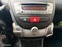 Peugeot 107 1.0-12V XS met APK 27-11-2027 en onderhoudsbeurt