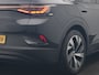Volkswagen ID.4 Tech 77 kWh 204pk Dealer O.H. | Panodak | Adaptive Cruise | Head Up | 360 Camera | Warmtepomp | IQ Light | Alcantara Sportstoelen Memory & Massage | Stoelen & Stuur Verwarmd | Sfeerverlichting | Keyless | BLIS | 20"L.M |