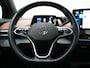 Volkswagen ID.4 Tech 77 kWh 204pk Dealer O.H. | Panodak | Adaptive Cruise | Head Up | 360 Camera | Warmtepomp | IQ Light | Alcantara Sportstoelen Memory & Massage | Stoelen & Stuur Verwarmd | Sfeerverlichting | Keyless | BLIS | 20"L.M |