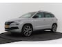 Skoda Karoq 1.5 TSI Sportline Business | Uitklap Trekhaak | Org NL | CarPlay | Digital Cockpit | Camera | Stoelverwarming |