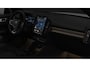 Volvo EX40 P5 Long Range Ultra Europa 82 kWh | Facelift | Schuif-/Kanteldak | Harman Kardon | Adaptieve Cruise Control | Stuur-/Stoelverwarming | Getint Glas | 360 Camera |