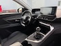 Peugeot 5008 1.2 16V 131PK 2022 ALLURE PACK 7-PERSOONS CARPLAY NAP LUXE