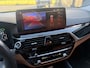 BMW 5-Serie Touring 530e Business Edition Plus Leer,Trekhaak,Navi,Clima,18Inch 1700kg trekken