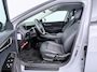 Kia EV6 Air 84 kWh - Stoel-/Stuurverwarming - Cruise Control Adaptief - Climate Control - Apple Carplay/AndroidAuto - - Fabrieksgarantie tot 11-2032 -