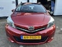 Toyota Yaris 1.3 VVT-i Aspiration /Automaat/Nieuwe apk/Camera/Trekhaak/All season banden