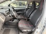 Peugeot 108 1.0 VTi Active | Automaat | Nieuw geleverd eerste eigenaars auto | Dealer onderhouden | Airco | Afneembare trekhaak | 5 Deurs | LED Dagrijverlichting | Privacy glas | Bleutooth Telefoon & Audio | Elektrisch Pakket | Stuurwielbediening