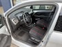 Peugeot 108 1.0 VTi Active | Automaat | Nieuw geleverd eerste eigenaars auto | Dealer onderhouden | Airco | Afneembare trekhaak | 5 Deurs | LED Dagrijverlichting | Privacy glas | Bleutooth Telefoon & Audio | Elektrisch Pakket | Stuurwielbediening