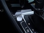 Volkswagen Golf 1.5 TSI Highline Business R-Line | Panorama dak | Digitaal dashboard | Adaptieve cruise | Camera | Full LED |