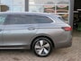 Volkswagen Passat 1.5 eHybrid 204pk Elegance / Trekhaak / Headup / Memory / Stoel&amp;stuur verw. / FABRIEKS garantie