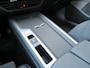 Volkswagen Passat 1.5 eHybrid 204pk Elegance / Trekhaak / Headup / Memory / Stoel&amp;stuur verw. / FABRIEKS garantie