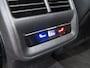 Volkswagen Passat 1.5 eHybrid 204pk Elegance / Trekhaak / Headup / Memory / Stoel&amp;stuur verw. / FABRIEKS garantie