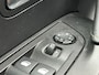 Peugeot e-2008 EV 50kWh 136PK GT Pack + 18"/ Navi/ Clima/ Ad.Cruise/ Panorama/ Full-LED/ Camera/ CarPlay/ Stoelverwarming/ SOH100%/ NL auto
