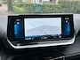 Peugeot e-2008 EV 50kWh 136PK GT Pack + 18"/ Navi/ Clima/ Ad.Cruise/ Panorama/ Full-LED/ Camera/ CarPlay/ Stoelverwarming/ SOH100%/ NL auto