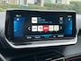 Peugeot e-2008 EV 50kWh 136PK GT Pack + 18"/ Navi/ Clima/ Ad.Cruise/ Panorama/ Full-LED/ Camera/ CarPlay/ Stoelverwarming/ SOH100%/ NL auto