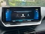 Peugeot e-2008 EV 50kWh 136PK GT Pack + 18"/ Navi/ Clima/ Ad.Cruise/ Panorama/ Full-LED/ Camera/ CarPlay/ Stoelverwarming/ SOH100%/ NL auto