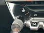 Peugeot e-2008 EV 50kWh 136PK GT Pack + 18"/ Navi/ Clima/ Ad.Cruise/ Panorama/ Full-LED/ Camera/ CarPlay/ Stoelverwarming/ SOH100%/ NL auto