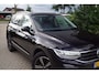 Volkswagen Tiguan 1.5 TSI Elegance Cruise Adoptief Stoel/Stuur Verw PDC v+A Lane Assi Front Assit 2xPDC Apple/Android ENZ