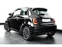 Fiat 500 La Prima By Bocelli 42 kWh SOH 95% | Carplay | Panoramadak | Camera | Dodehoekbewaking | PDC V+A | Stoelverwarming | Keyless | 17" Lichtmetalen Velgen