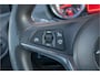 Opel Adam 1.4 Jam, 2e eigenaar, Carplay, Stoel & Stuurverwarming, PDC, Half leder, Cruise control, Airco.