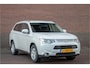 Mitsubishi Outlander 2.0 CVT Business Edition 7-persoons, 2e eigenaar, Camera, Keyless, Navigatie, Bluetooth.