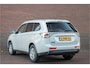 Mitsubishi Outlander 2.0 CVT Business Edition 7-persoons, 2e eigenaar, Camera, Keyless, Navigatie, Bluetooth.