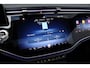 Mercedes-Benz E-klasse 300 e AMG Line | Luchtvering | Hyperscreen | Achterasbesturing | Burmester | Stoelventilatie | Vlakkenverwarming | Massage | Distronic+ | Digital Light |