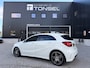 Mercedes-Benz A-klasse 160 AMG Line / Alcantara / Camera / LED / Navigatie