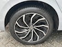 Volkswagen Golf 1.0 TSI Life 110PK | Apple/Android Carplay | PDC | Cruise Control | LMV | DAB+