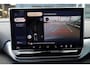 Volkswagen ID.4 Pro Limited Edition 77 kWh 286PK / 210kW, Achteruitrijcamera (Rear View), wegklapbare trekhaak, 19" 'Bergen' LMV, LED verlichting, adaptieve cruise control (ACC), draadloos Apple Carplay & Android Auto, DAB+, 'Innovision Pro' navigatie, draadloze telefoonlader, elektrisch verstel-, verwarm- en inklapbare buitenspiegels, keyless access, verwarmbare voorstoelen, verwarmbaar multifunctioneel lederen stuurwiel, verwarmbare voorruit etc.