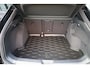 Volkswagen ID.4 Pro Limited Edition 77 kWh 286PK / 210kW, Achteruitrijcamera (Rear View), wegklapbare trekhaak, 19" 'Bergen' LMV, LED verlichting, adaptieve cruise control (ACC), draadloos Apple Carplay & Android Auto, DAB+, 'Innovision Pro' navigatie, draadloze telefoonlader, elektrisch verstel-, verwarm- en inklapbare buitenspiegels, keyless access, verwarmbare voorstoelen, verwarmbaar multifunctioneel lederen stuurwiel, verwarmbare voorruit etc.