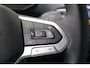 Volkswagen ID.4 Pro Limited Edition 77 kWh 286PK / 210kW, Achteruitrijcamera (Rear View), wegklapbare trekhaak, 19" 'Bergen' LMV, LED verlichting, adaptieve cruise control (ACC), draadloos Apple Carplay & Android Auto, DAB+, 'Innovision Pro' navigatie, draadloze telefoonlader, elektrisch verstel-, verwarm- en inklapbare buitenspiegels, keyless access, verwarmbare voorstoelen, verwarmbaar multifunctioneel lederen stuurwiel, verwarmbare voorruit etc.