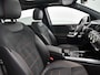 Mercedes-Benz B-klasse 180 AMG Nightpakket | Panoramadak | Sfeerverlichting | Trekhaak | Dode Hoek Ass | memory | Keyless Go | Inclusief 24 maanden Mercedes-Benz Certified garantie voor Europa.