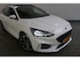 Ford Focus Wagon 1.5 EcoBoost ST Line X Business Automaat | Trekhaak Wegklapbaar | Panoramadak | Adaptive Cruise | Winter Pakket | Dode Hoek Detectie | 18 Inch |