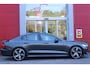 Volvo S60 2.0 B5 250PK AUTOMAAT R-DESIGN 20'' | PANORAMISCH SCHUIF/KANTELDAK | PREMIUM AUDIO BY HARMAN KARDON | 20" 5-TRIPPLE SPAAKS BLACK/DIAMAND CUT LICHTMETALEN VELGEN | BLINDSPOT INFOMATION SYSTEM (BLIS) | VERWARMDE VOORRUIT |VERWARMDE AQUABLADE RUITENWISSERBLADEN | PILOT ASSIST | APPLE CARPLAY / ANDROID AUTO | DODEHOEKDETECTIE | ADAPTIEVE CRUISECONTROL | R-DESIGN BEKLEDING MET NAPPA LEDER I.C.M. OPEN GRID TEXTIEL | ELEKTRISCH VERSTELBARE CONTOUR STOELEN (SPORTSTOELEN) MET GEHEUGEN OP BEIDE VOORSTOELEN (POWERSEATS) |VERWARMDE VOORSTOELEN EN ACHTERBANK | VERWARMD STUURWIEL | PARKEERVERWARMING MET TIMER (STANDKACHEL) | 4 ZONE ELECTRONIC CLIMATE CONTROL MET TOUCHSCREEN BEDIENING OP DE TWEEDE ZITRIJ | FULL LED KOPLAMPEN | ELEKTRISCH TE OPENEN ACHTERKLEP | ZWARTE HEMELBEKLEDING |