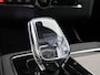 Volvo XC90 2.0 T8 Plug-in hybrid AWD Ultra Dark Automaat / Luchtvering / Bowers & Wilkens audio / Panoramadak / Massage voorstoelen + geventileerd / Trekhaak / Head-up display / 22" velgen