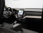 Volvo XC90 2.0 T8 Plug-in hybrid AWD Ultra Dark Automaat / Luchtvering / Bowers & Wilkens audio / Panoramadak / Massage voorstoelen + geventileerd / Trekhaak / Head-up display / 22" velgen