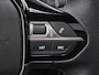 Peugeot e-2008 EV GT Pack 50 kWh | Alcantara | Schuifdak | Stoelverwarming | Camera |