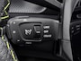 Peugeot e-2008 EV GT Pack 50 kWh | Alcantara | Schuifdak | Stoelverwarming | Camera |