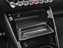 Peugeot e-2008 EV GT Pack 50 kWh | Alcantara | Schuifdak | Stoelverwarming | Camera |