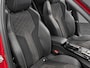 Peugeot e-2008 EV GT Pack 50 kWh | Alcantara | Schuifdak | Stoelverwarming | Camera |